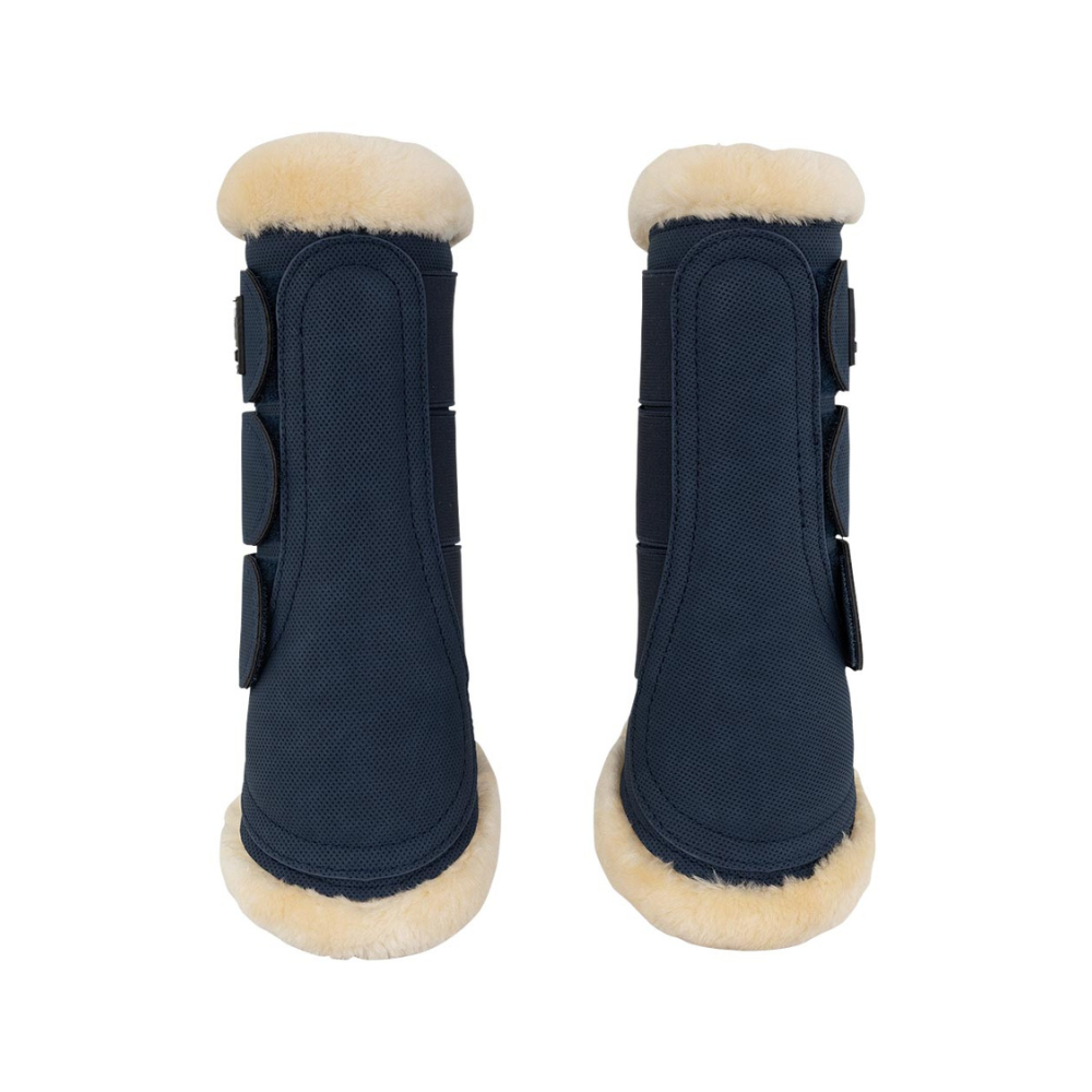 Proficient gaiters with sheep