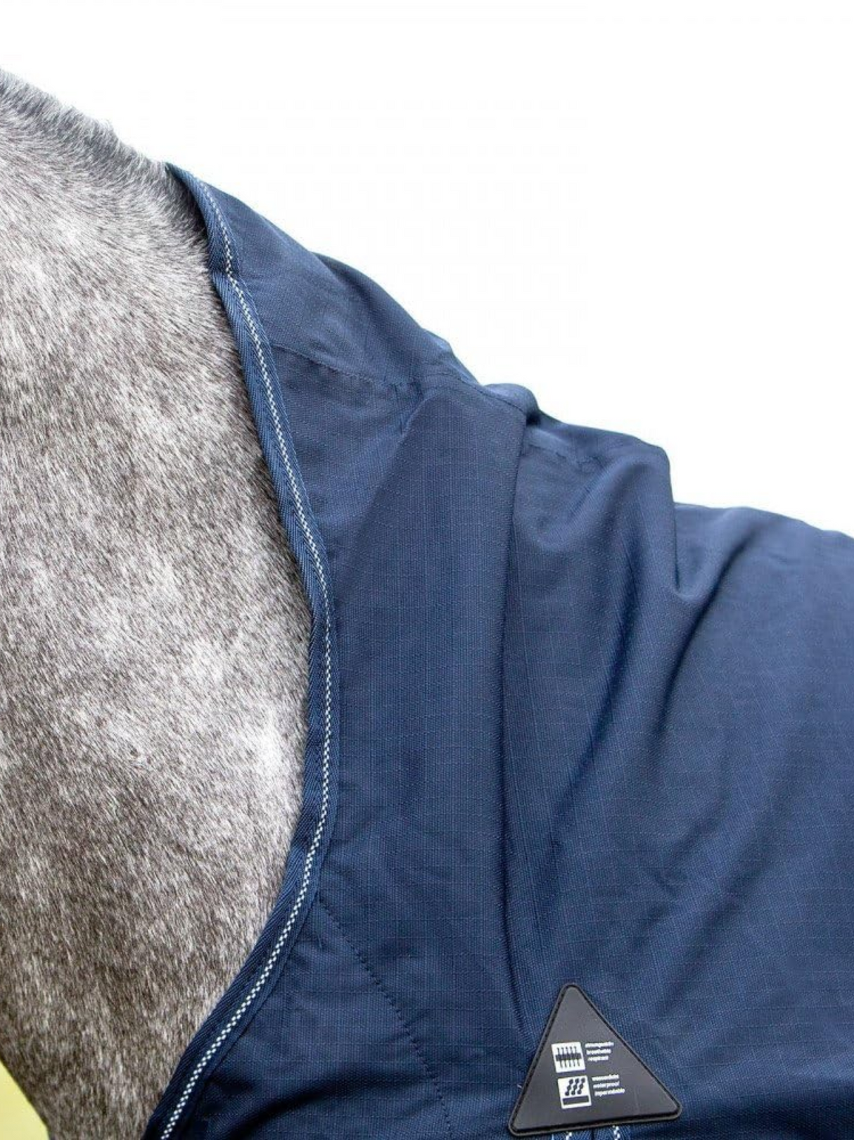 Couverture Imperméable avalanche avec cou 72"