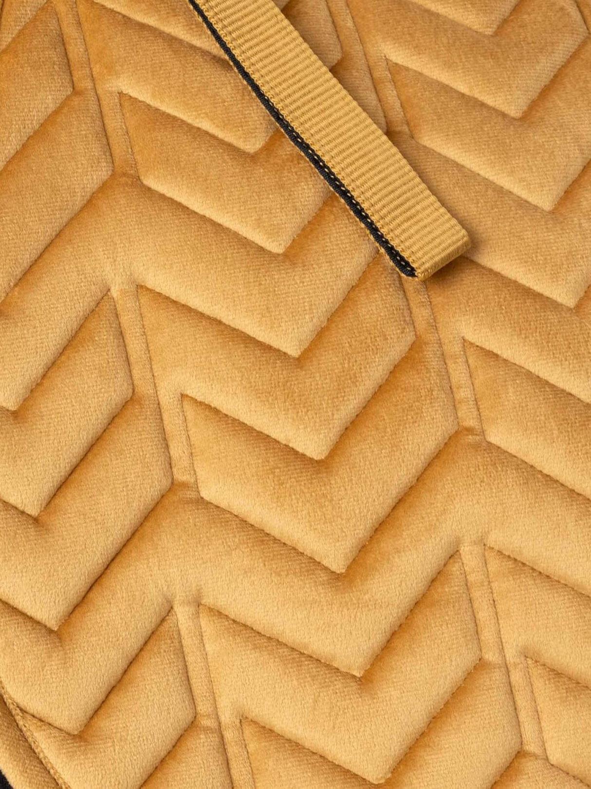 Delemont Velvet All Purpose Classic Saddle Pad