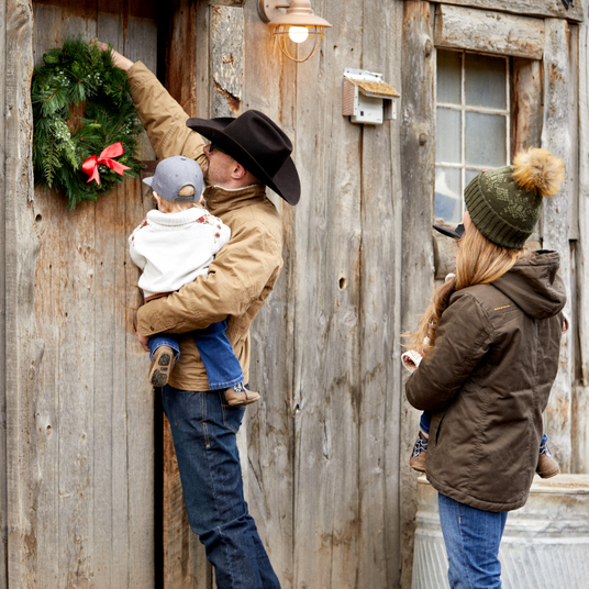 Idées cadeaux équestres pour la période des Fêtes 2024 - Cadeaux pour cavaliers et chevaux disponibles chez Chambrière