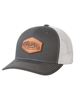 Casquette grise avec écusson en cuir