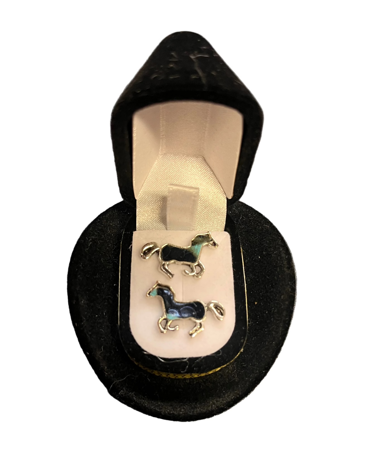 Boucles d'oreille poney dans un chapeau