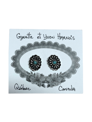 Flower earrings with turquoise stone